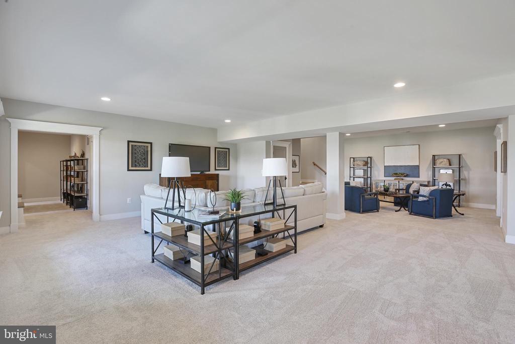 1580 LOUDOUN DRIVE