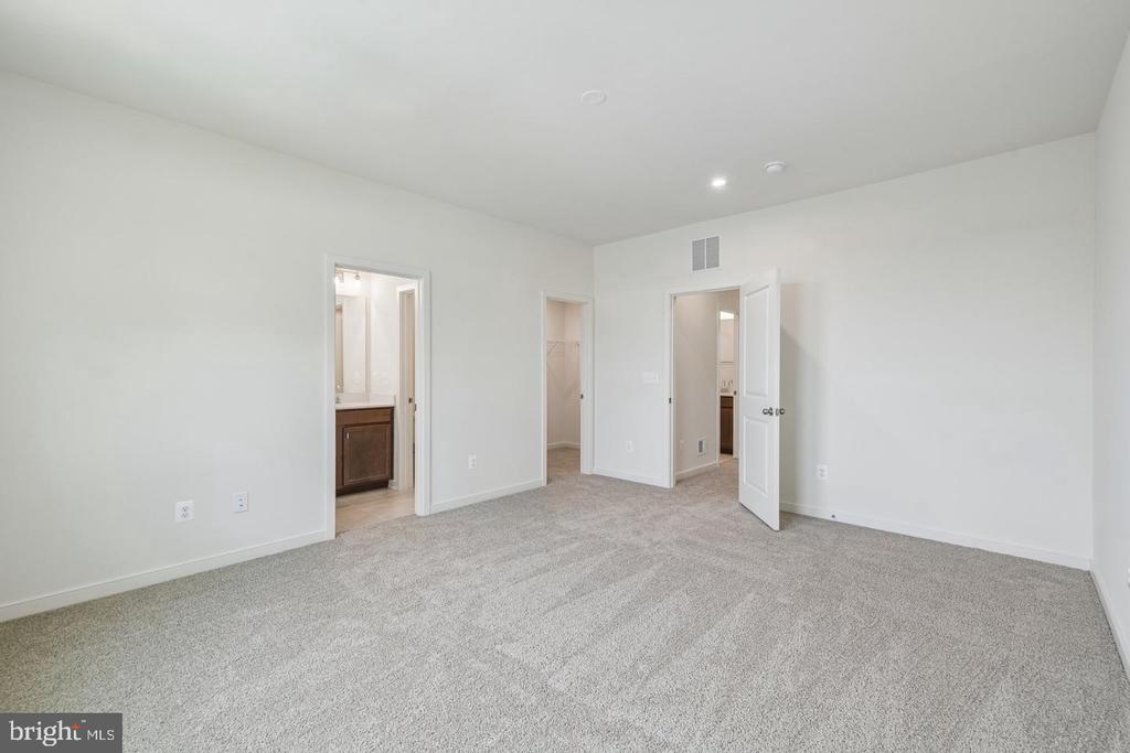 18022 ALICIA AVENUE