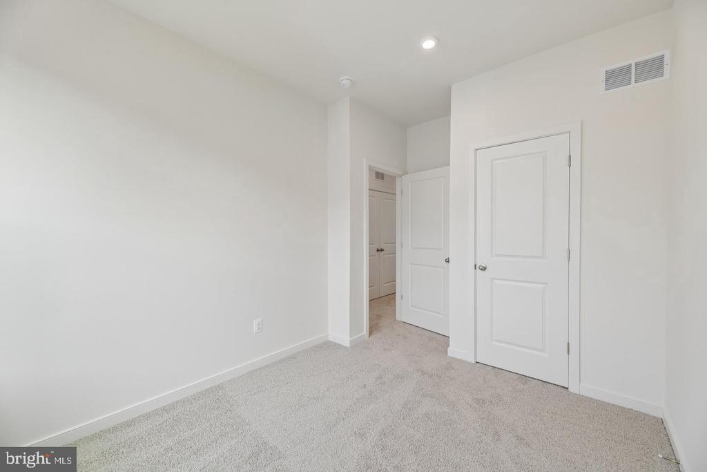 18022 ALICIA AVENUE