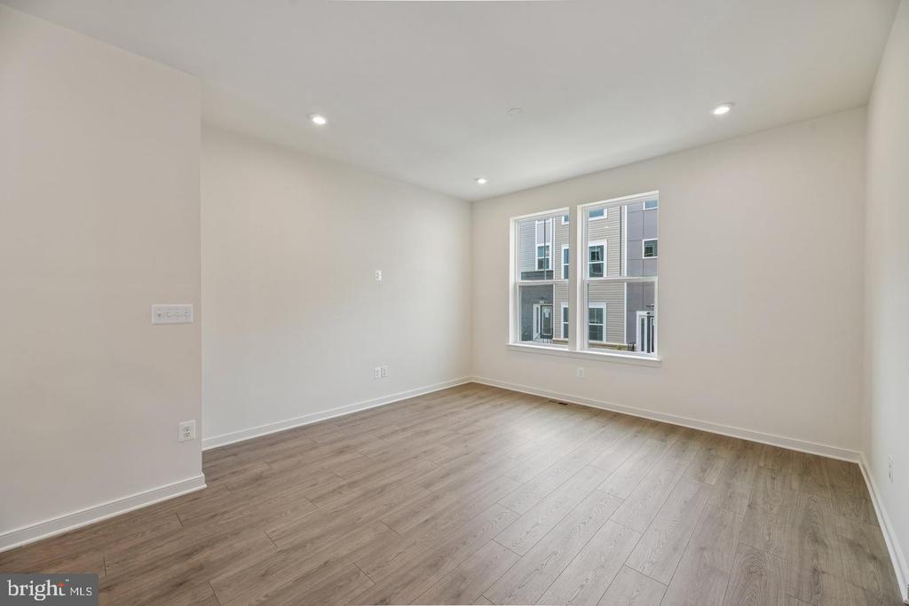 18022 ALICIA AVENUE