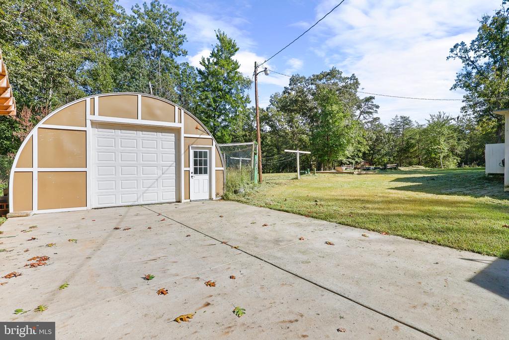 12010 FALLING CREEK DRIVE