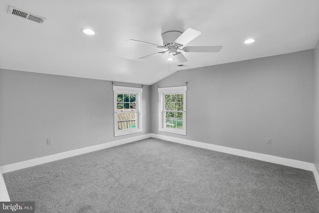 12010 FALLING CREEK DRIVE