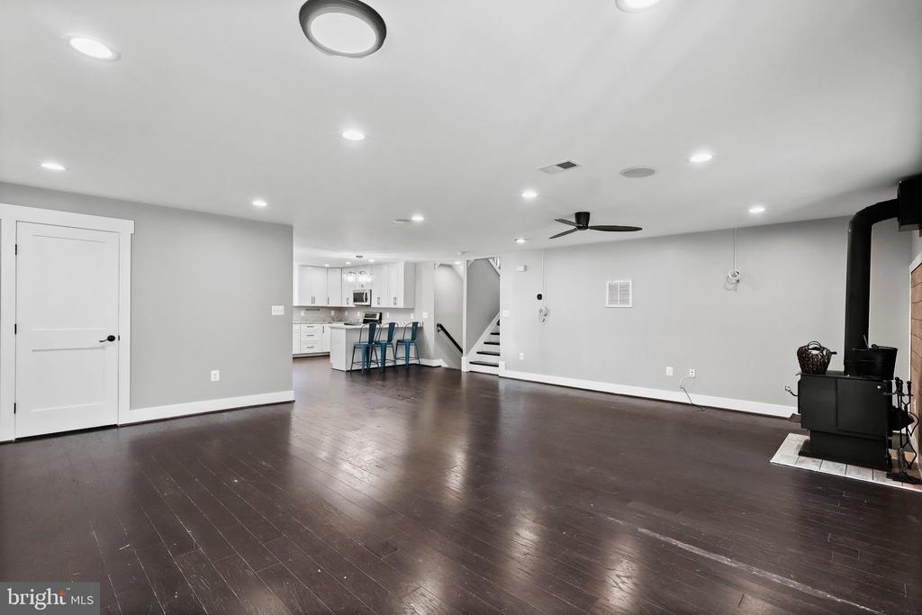 12010 FALLING CREEK DRIVE