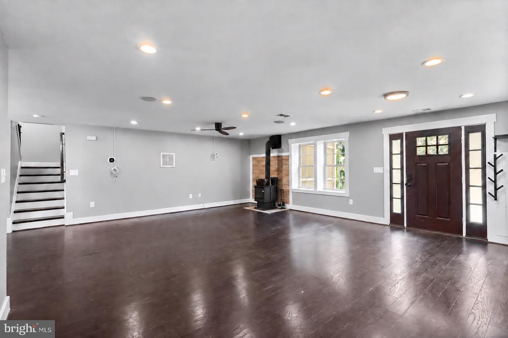 12010 FALLING CREEK DRIVE