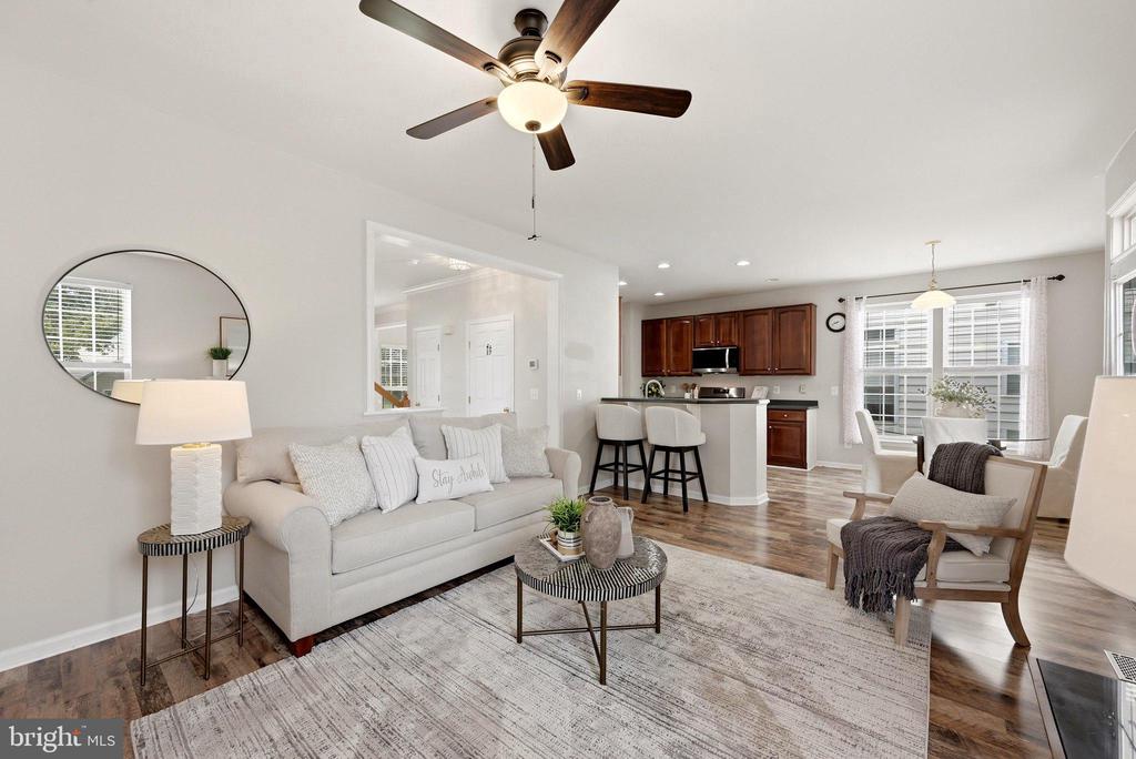 17037 LOFTRIDGE LANE