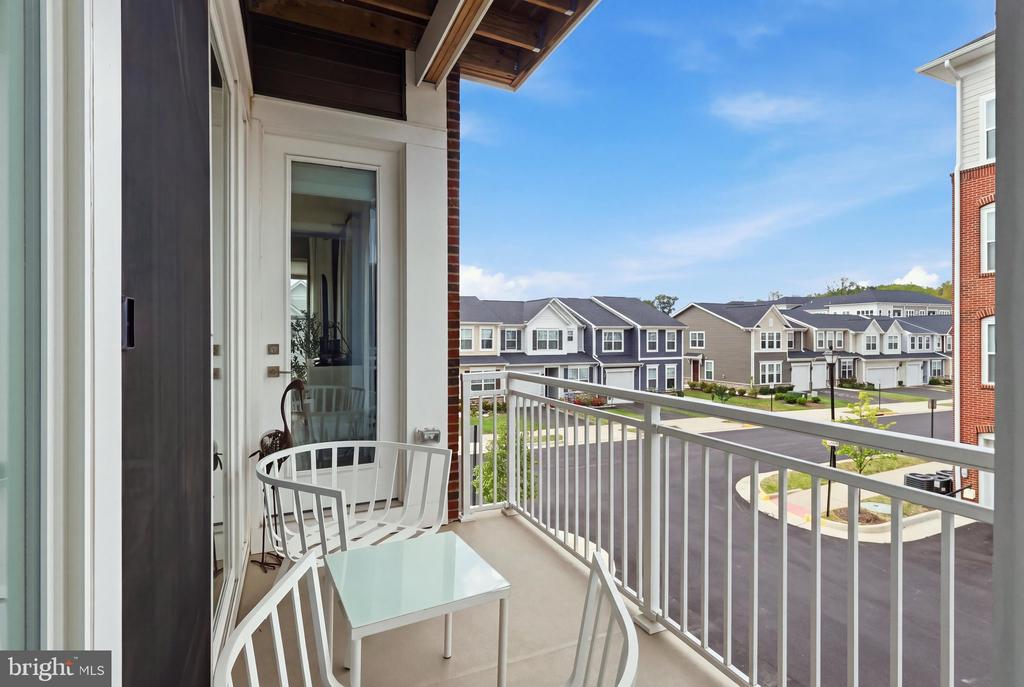 3700 HAVERTILL LANE Unit: 202