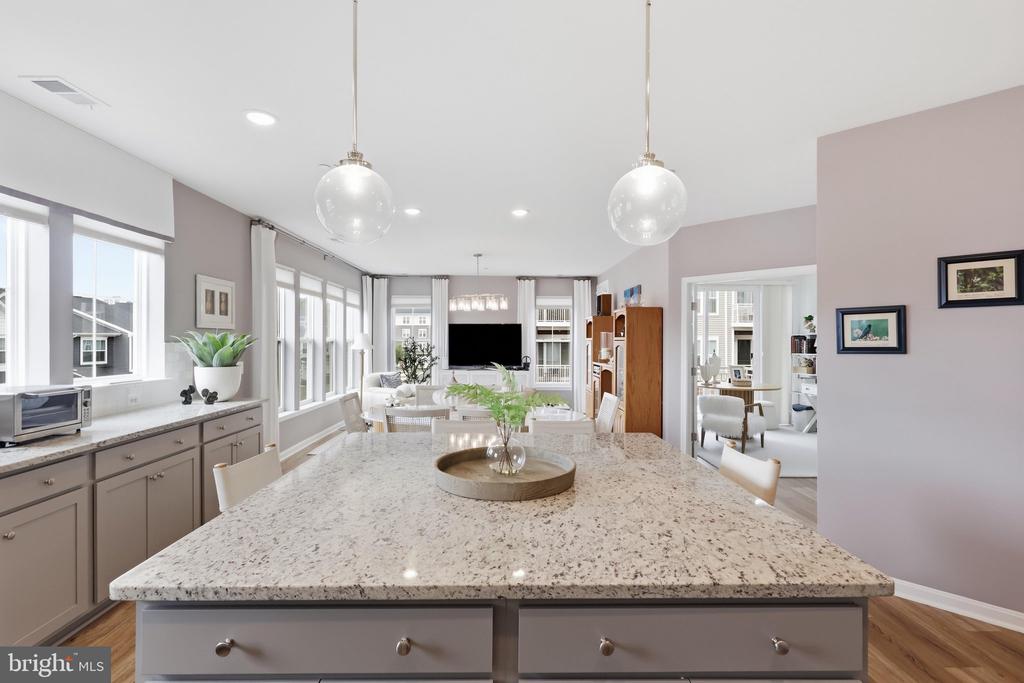3700 HAVERTILL LANE Unit: 202