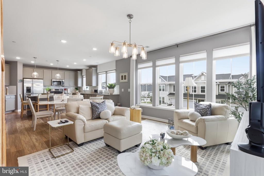 3700 HAVERTILL LANE Unit: 202