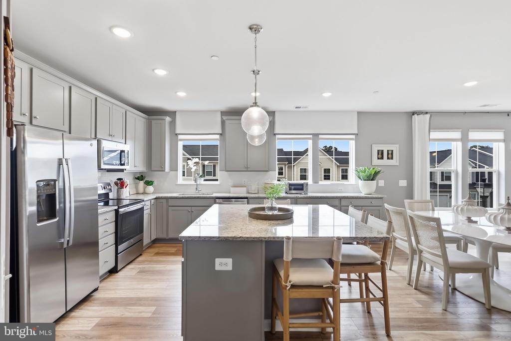 3700 HAVERTILL LANE Unit: 202