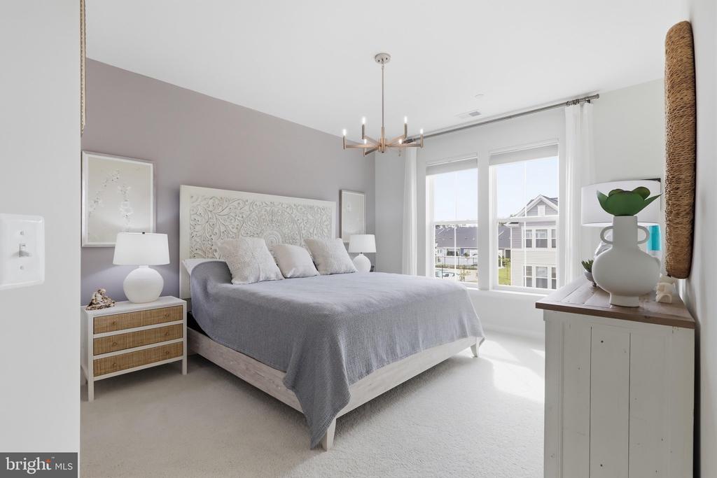3700 HAVERTILL LANE Unit: 202
