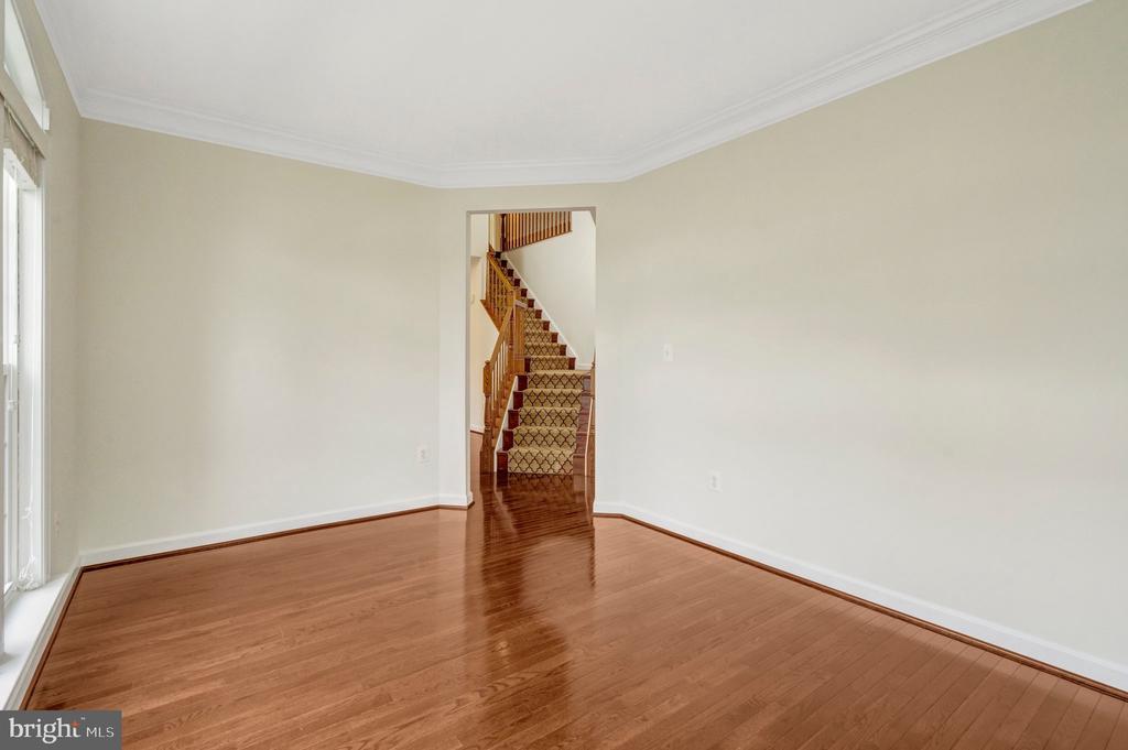 6238 LAWSON DRIVE