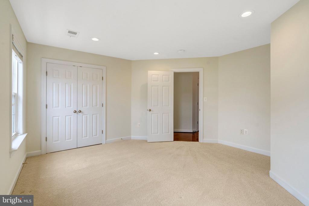 6238 LAWSON DRIVE