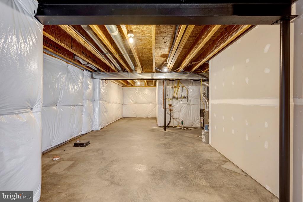 6238 LAWSON DRIVE