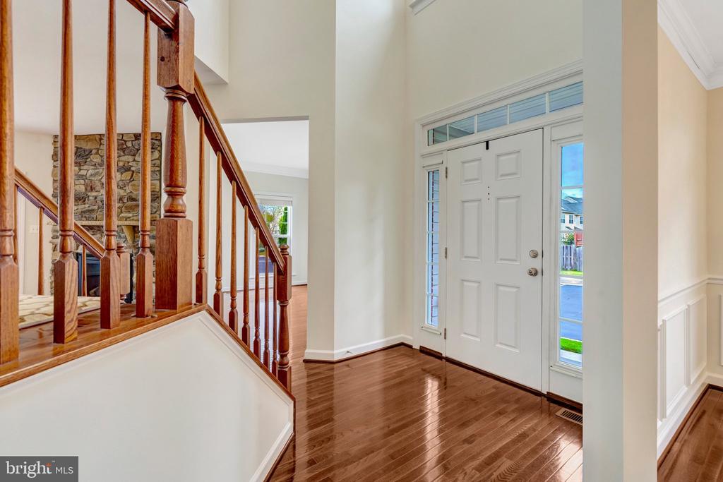 6238 LAWSON DRIVE