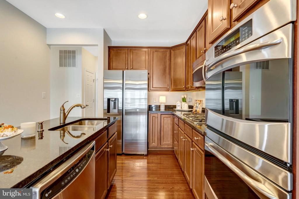 6238 LAWSON DRIVE