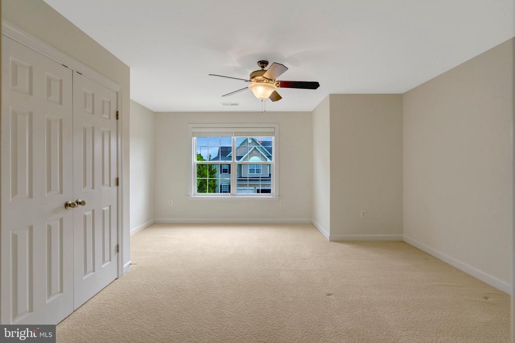 6238 LAWSON DRIVE