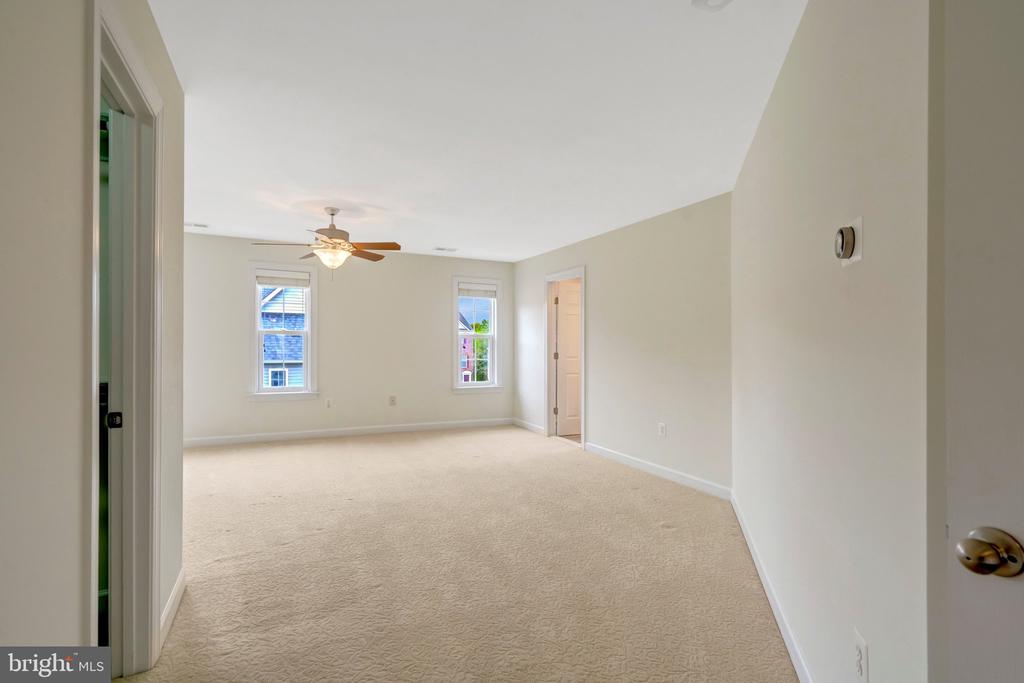 6238 LAWSON DRIVE
