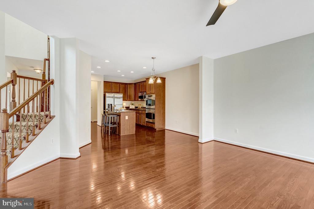 6238 LAWSON DRIVE