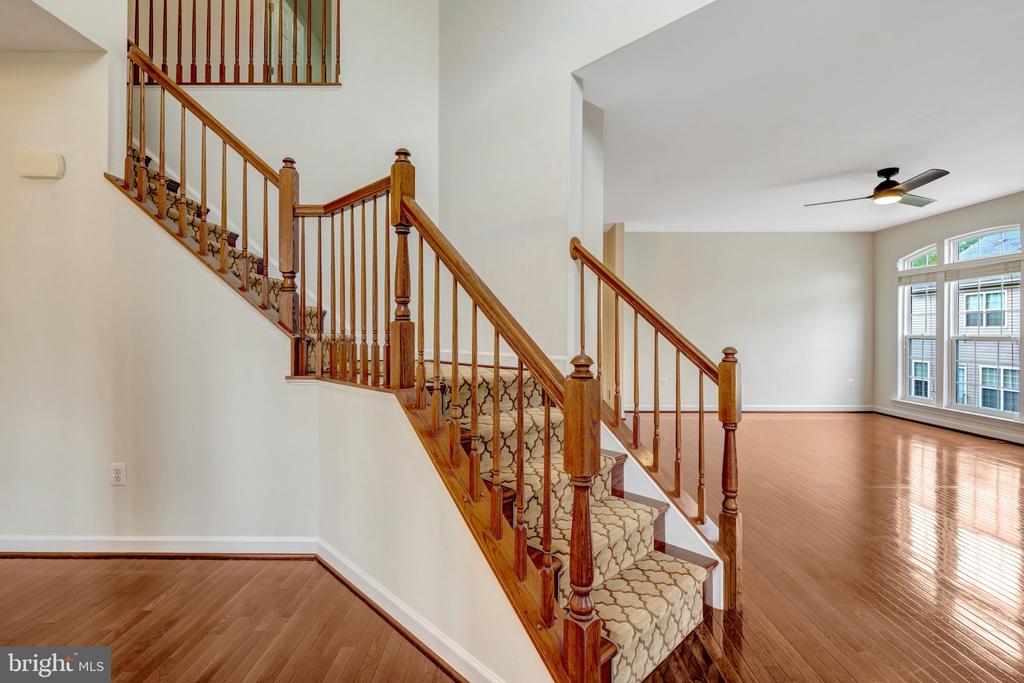 6238 LAWSON DRIVE