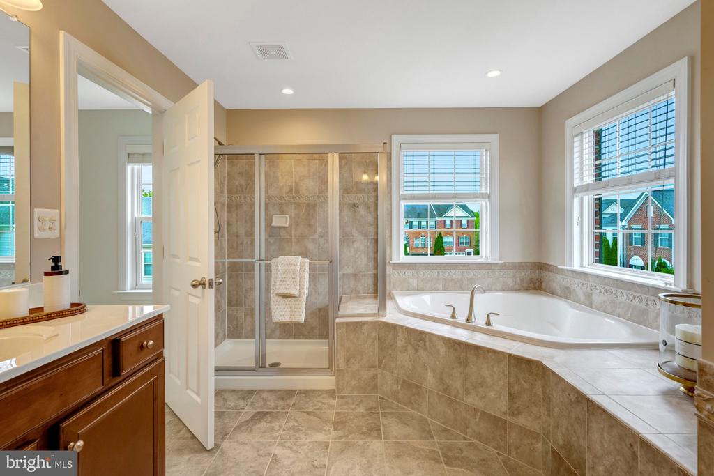 6238 LAWSON DRIVE