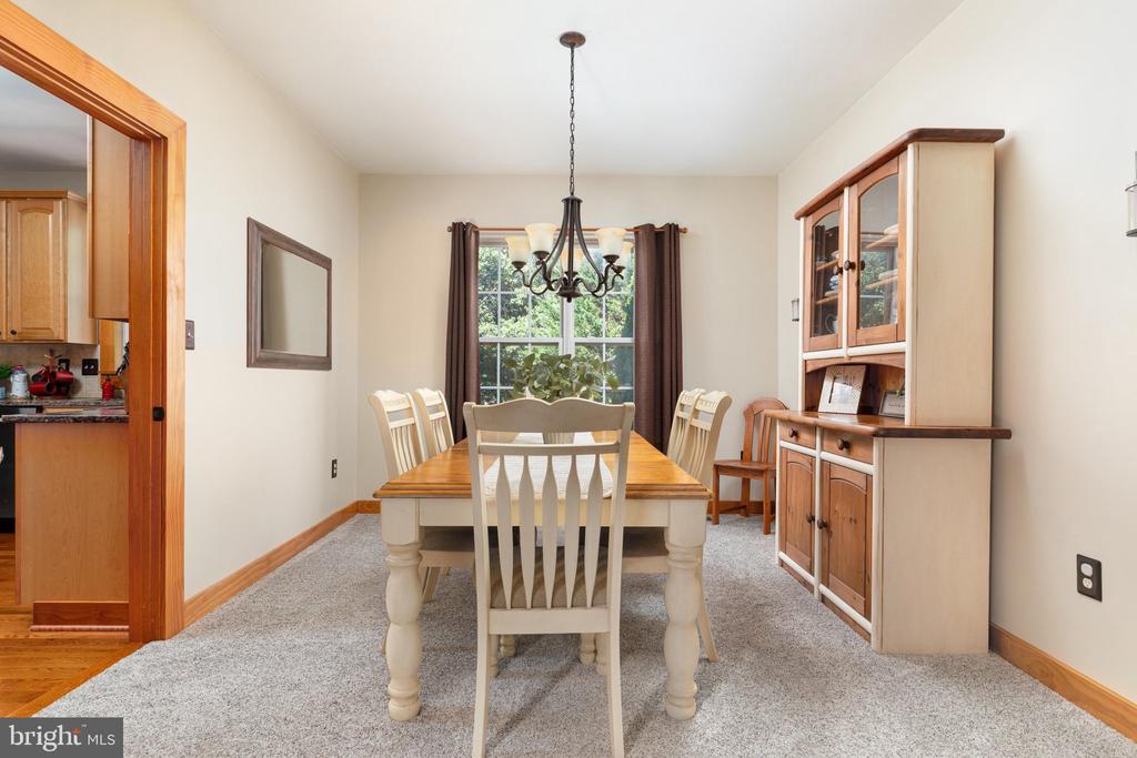 13107 BIGLEAF MAPLE COURT