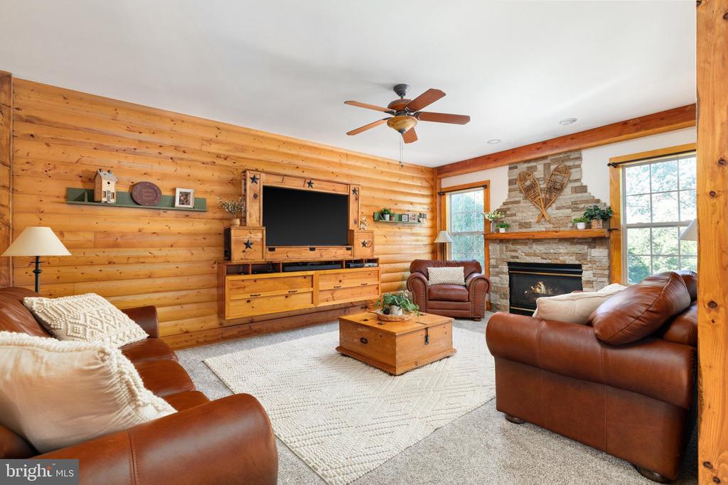 13107 BIGLEAF MAPLE COURT
