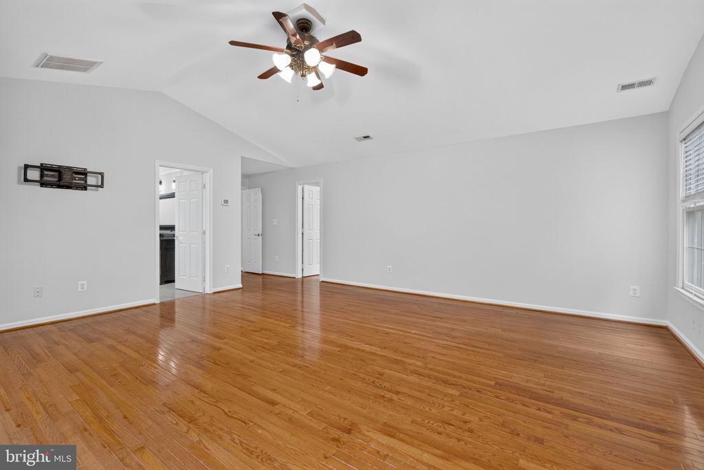 6367 ETHERIDGE LANE