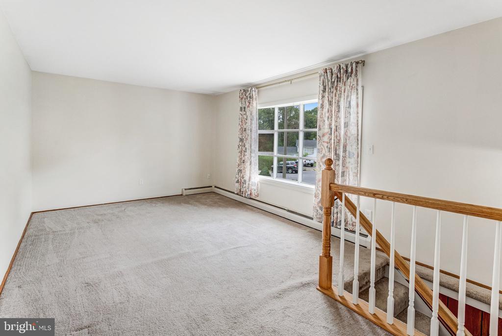 3307 BURLEIGH LANE