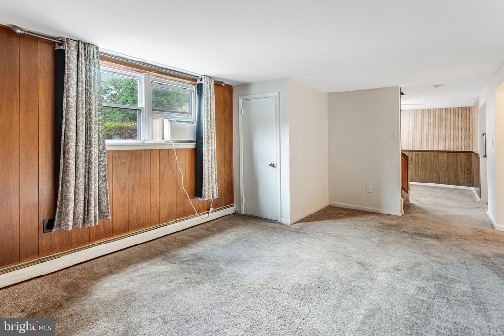 3307 BURLEIGH LANE
