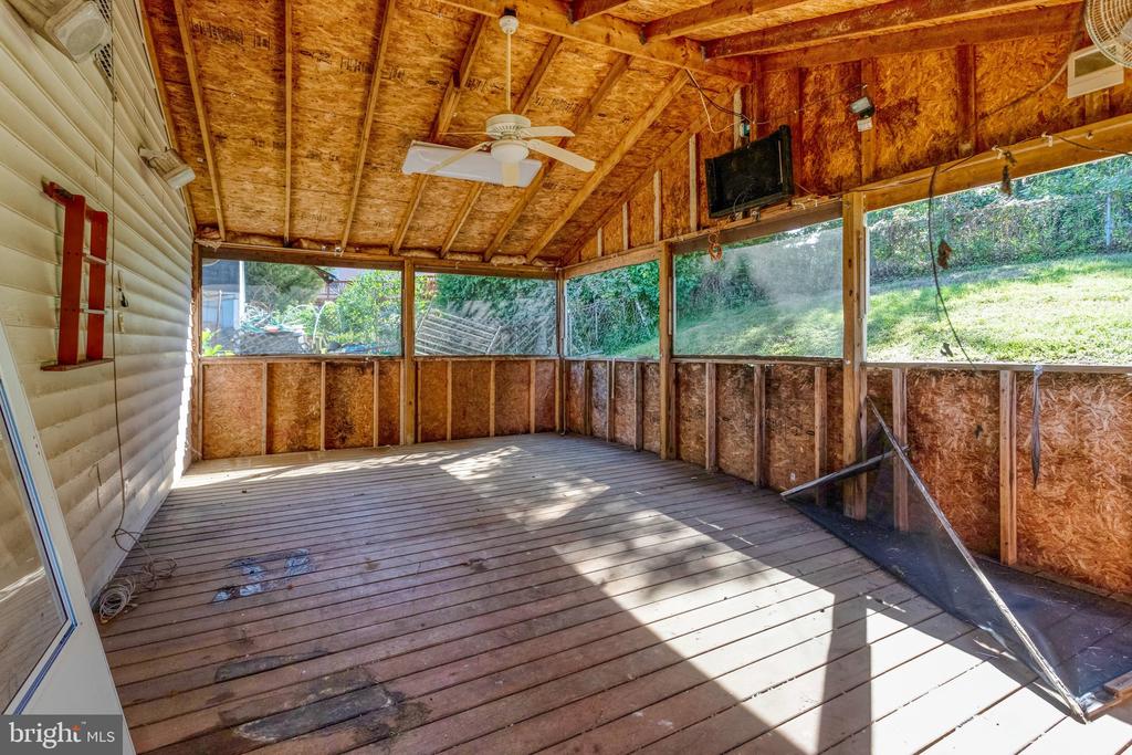 14460 SILVERDALE DRIVE