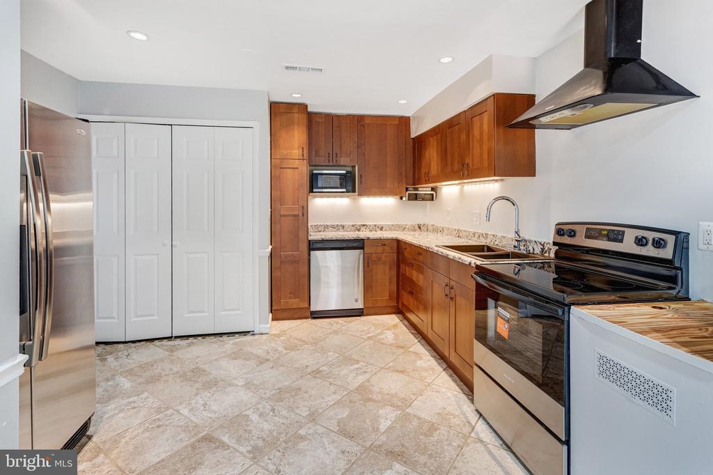 14460 SILVERDALE DRIVE