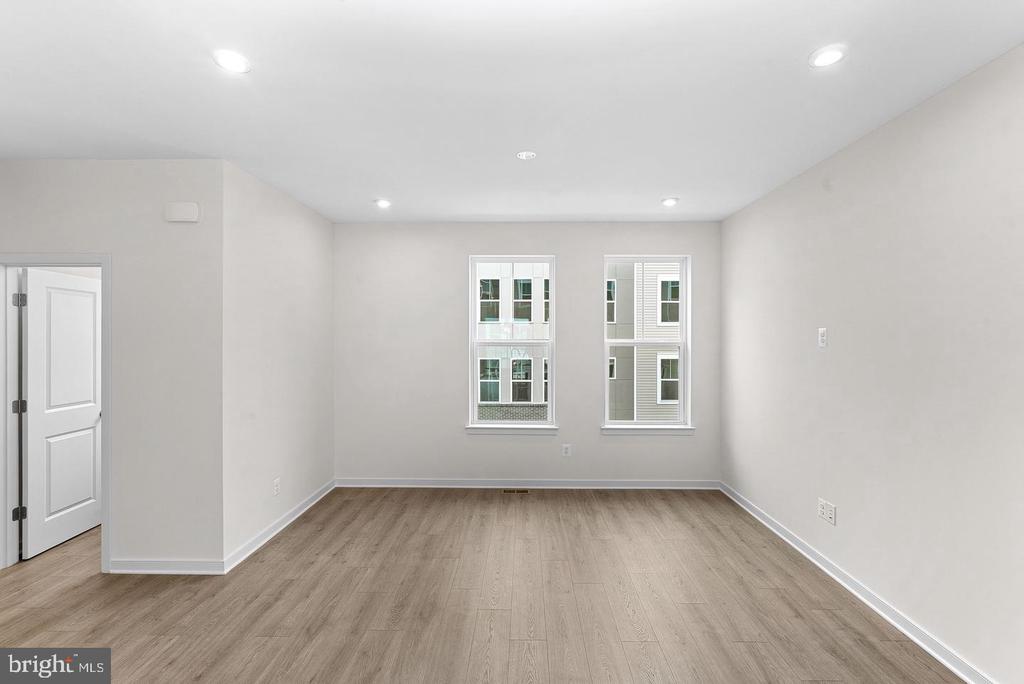 18032 ALICIA AVENUE