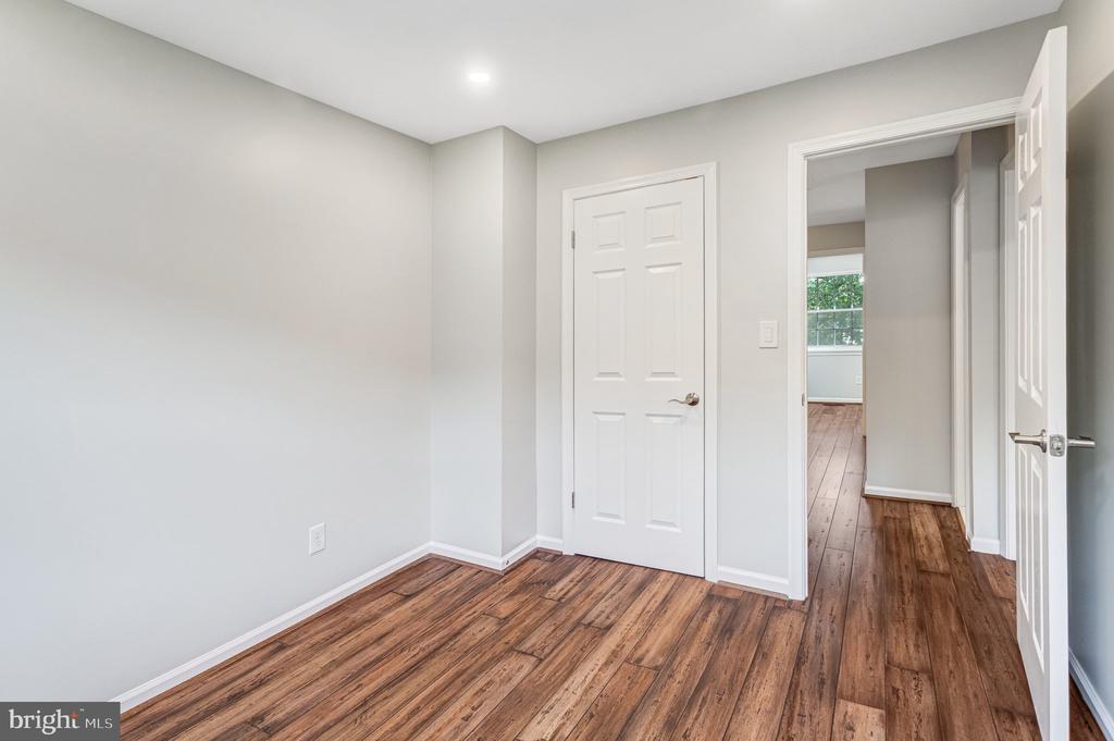 16334 TACONIC CIRCLE