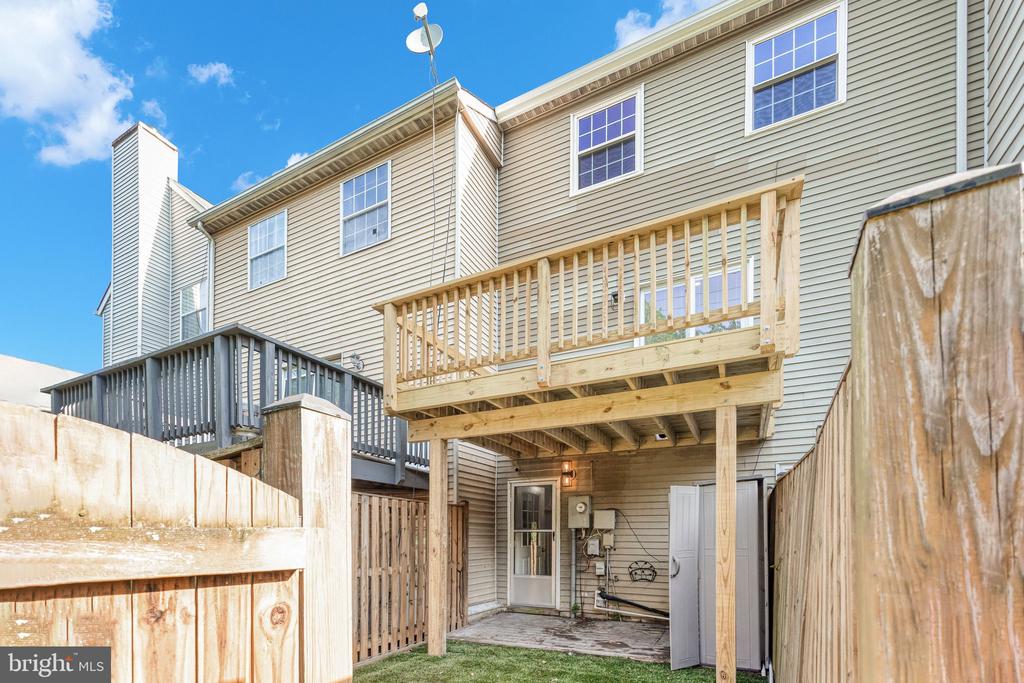 16334 TACONIC CIRCLE