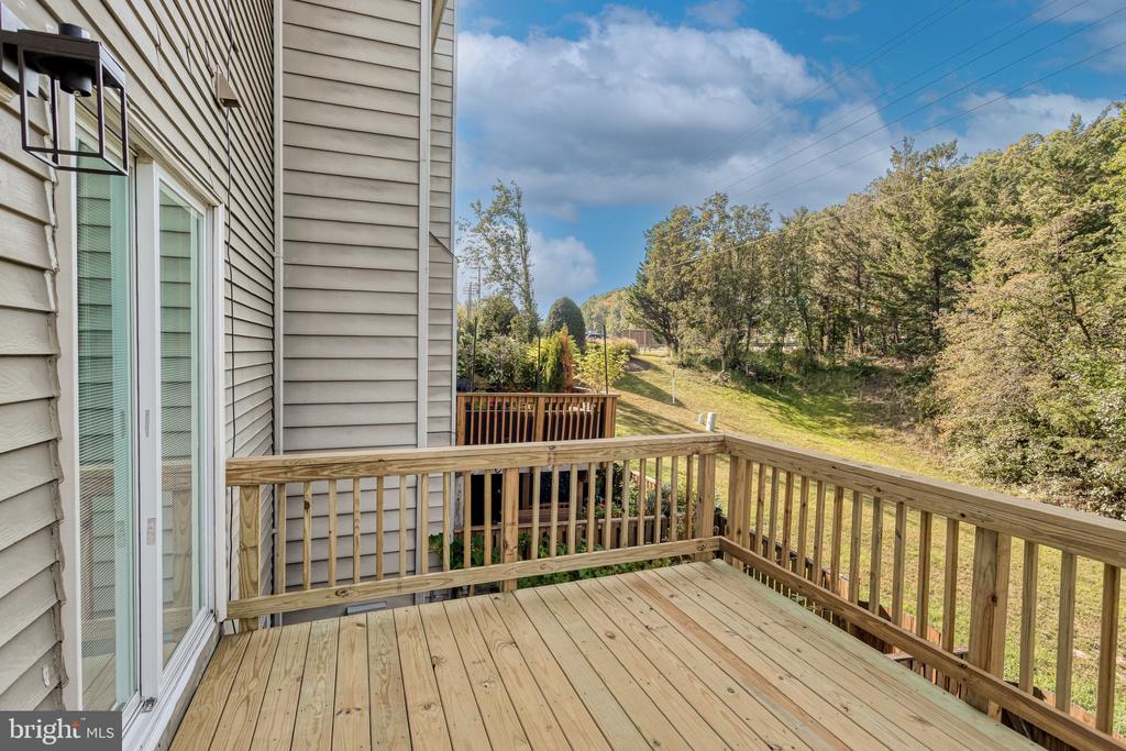 16334 TACONIC CIRCLE