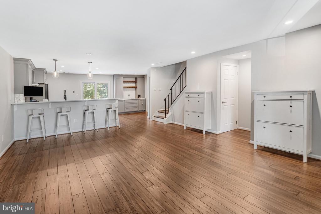 16334 TACONIC CIRCLE