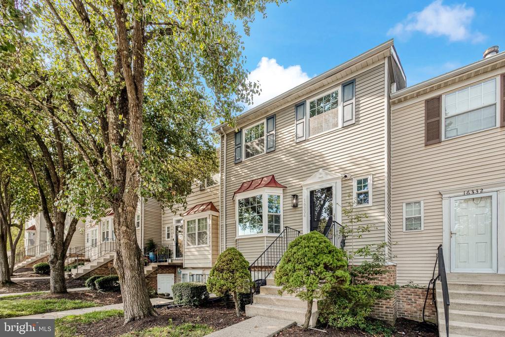 16334 TACONIC CIRCLE