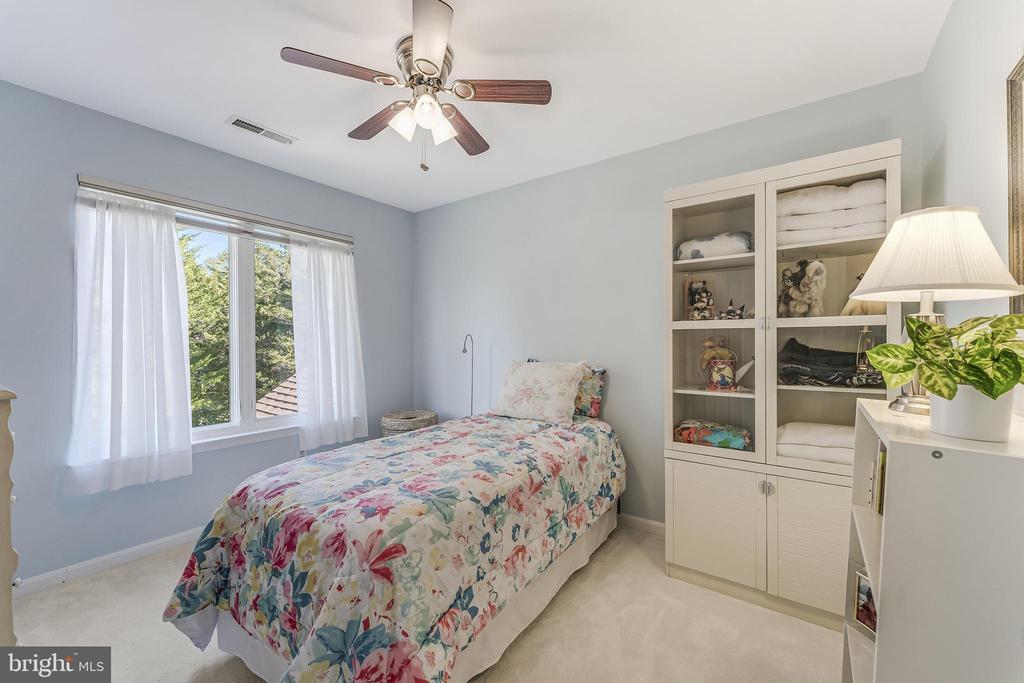 13280 LAWRENCE LANE