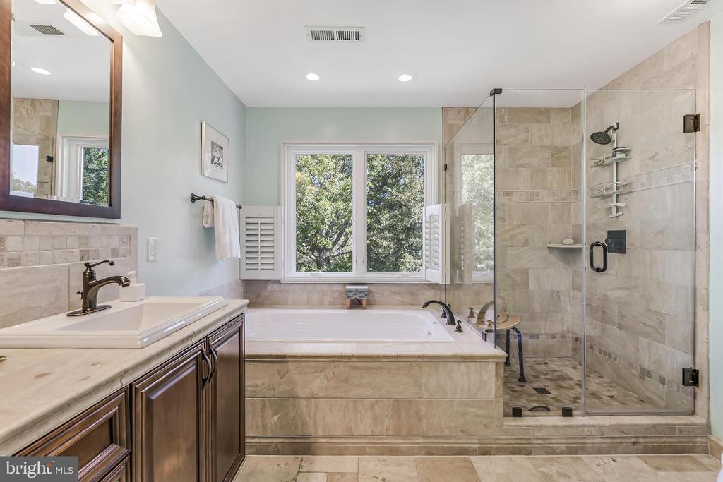 13280 LAWRENCE LANE