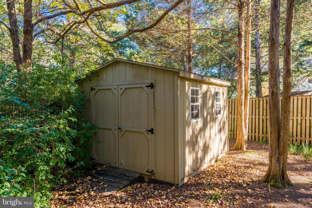 13280 LAWRENCE LANE