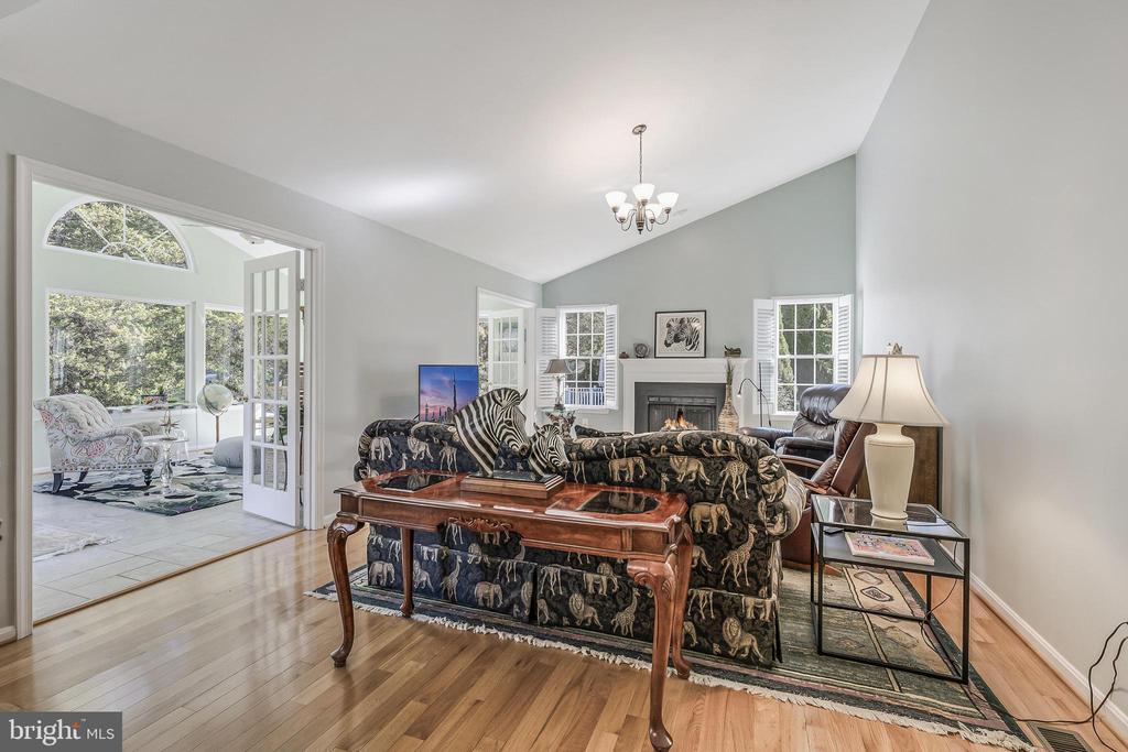 13280 LAWRENCE LANE