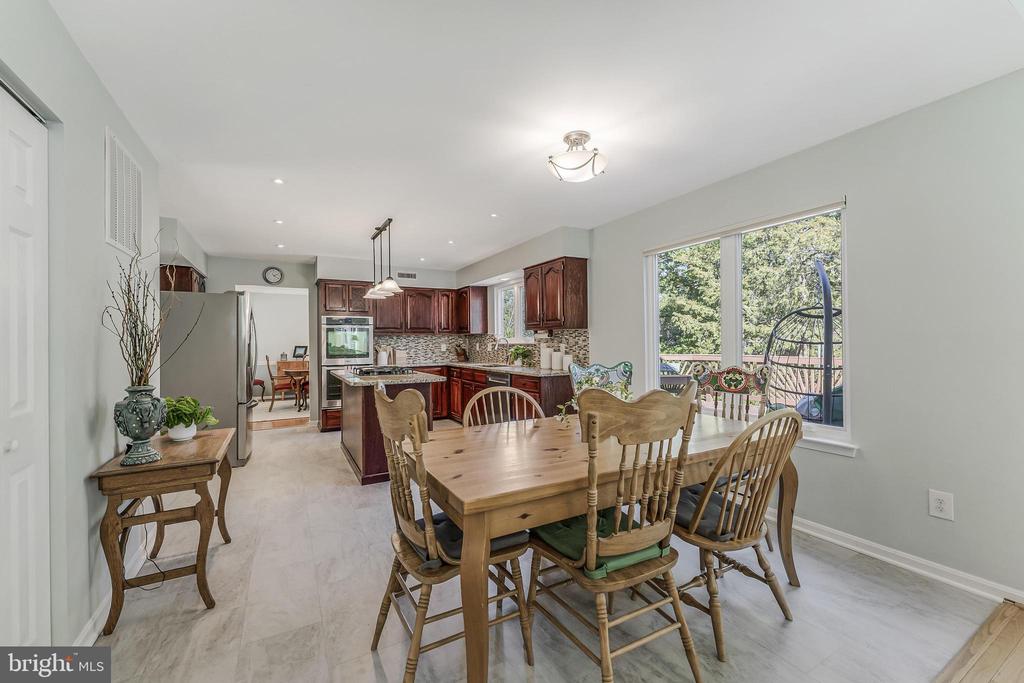 13280 LAWRENCE LANE