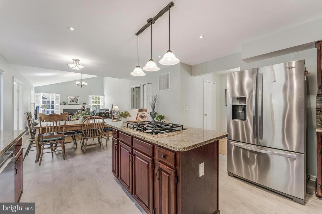 13280 LAWRENCE LANE