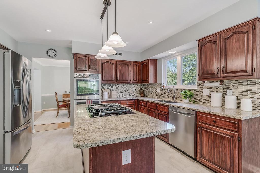 13280 LAWRENCE LANE