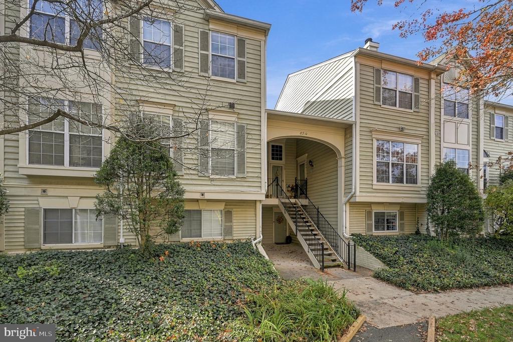 8210 WINSTEAD PLACE Unit: 202
