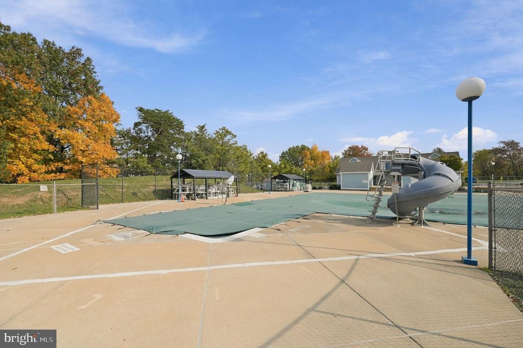 8210 WINSTEAD PLACE Unit: 202