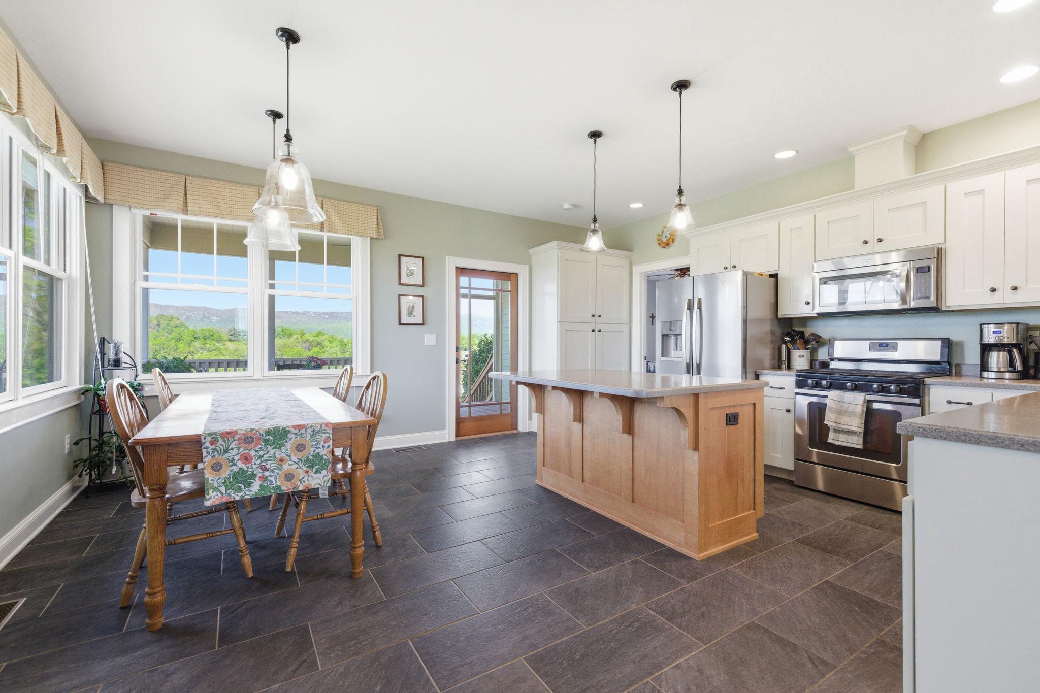 60 GREAT VALLEY LANE