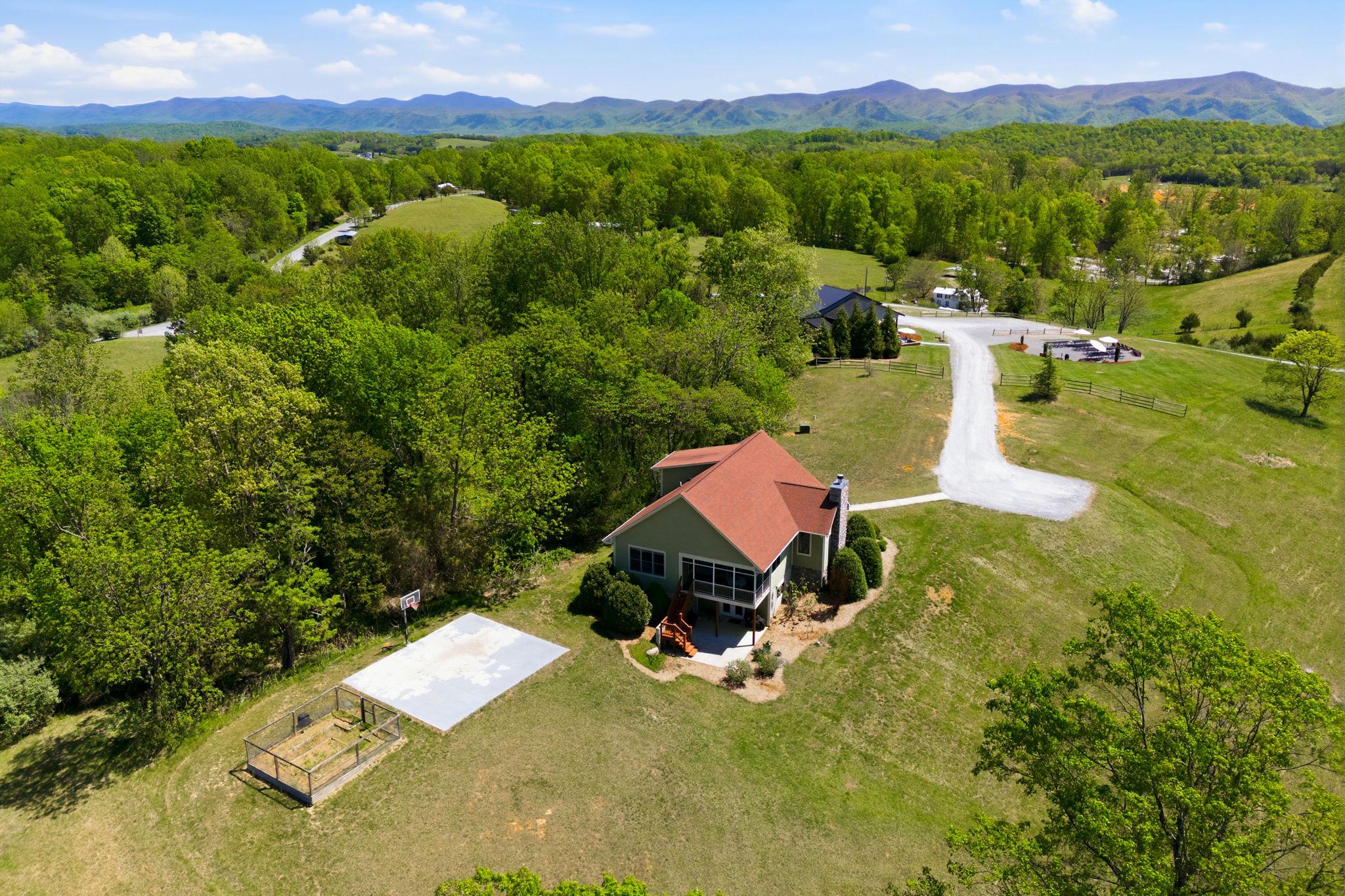60 GREAT VALLEY LANE