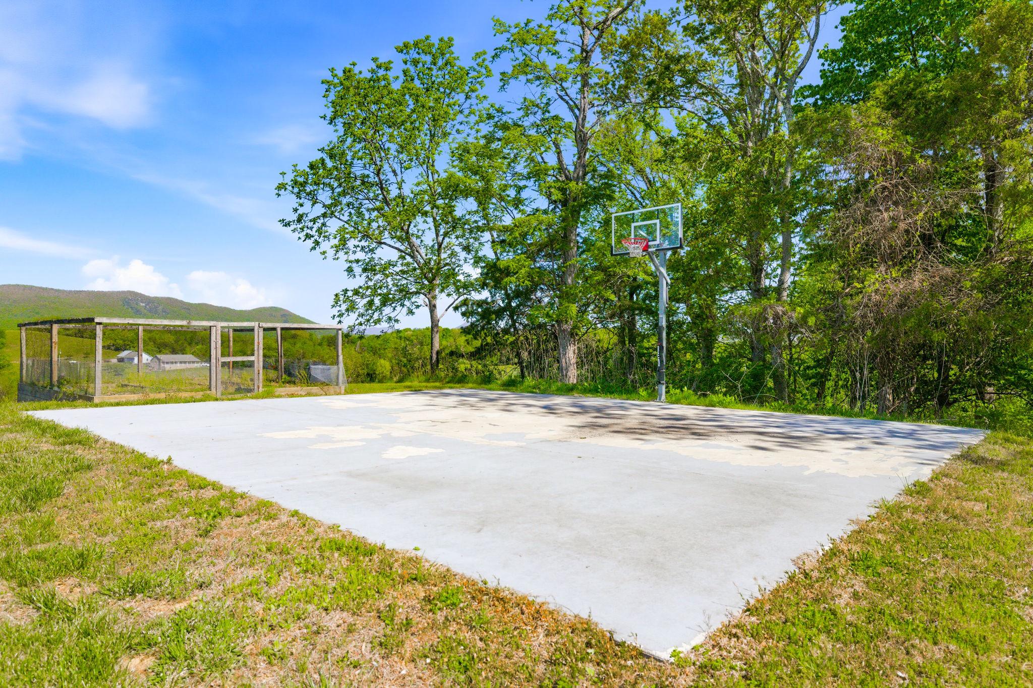 60 GREAT VALLEY LANE