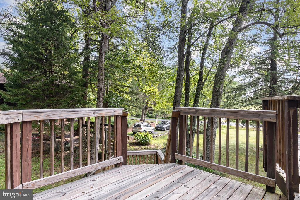 109 BATTLE MOUNTAIN RD